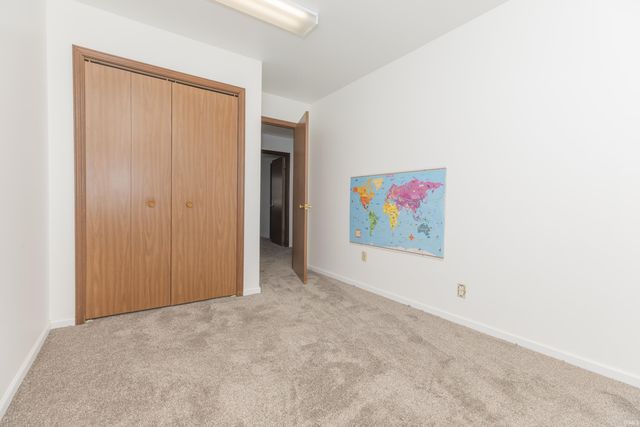 4200 Saddlebrooke Lane, Evansville, IN 47715