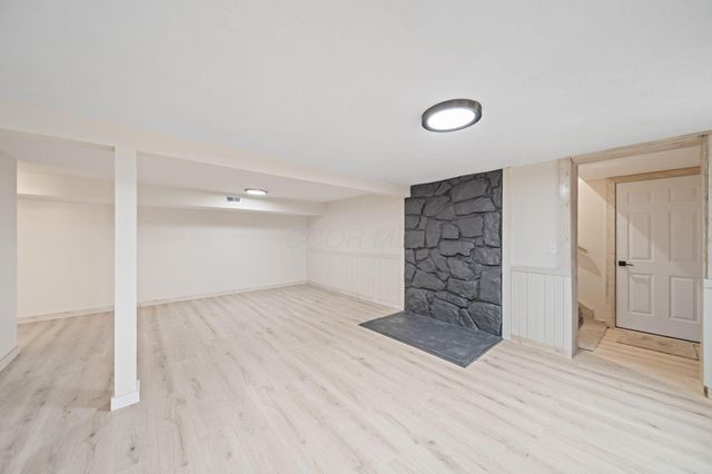 3805 Botson Lane, Cambridge, OH 43725