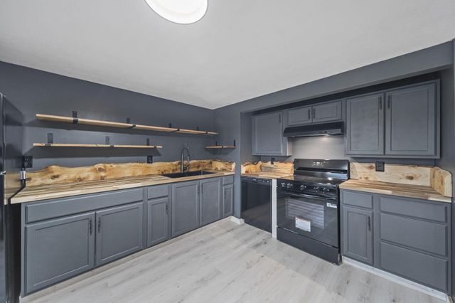 3805 Botson Lane, Cambridge, OH 43725