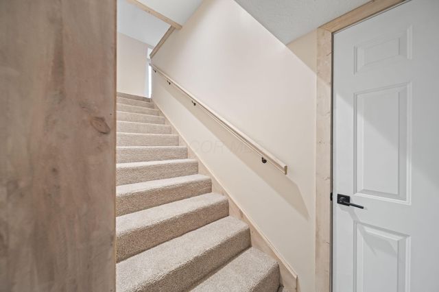 3805 Botson Lane, Cambridge, OH 43725