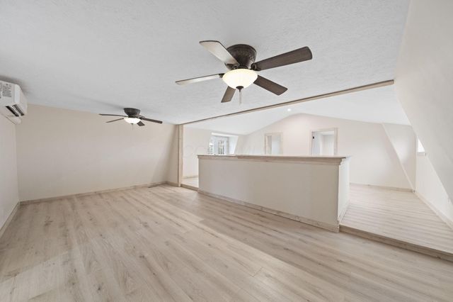 3805 Botson Lane, Cambridge, OH 43725