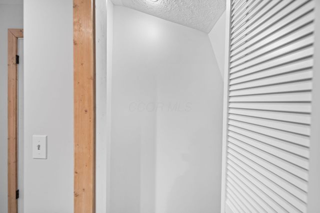 3805 Botson Lane, Cambridge, OH 43725