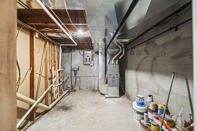 3805 Botson Lane, Cambridge, OH 43725