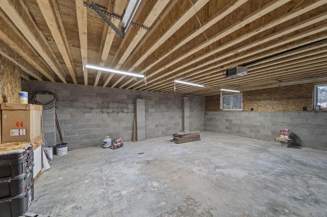 3805 Botson Lane, Cambridge, OH 43725