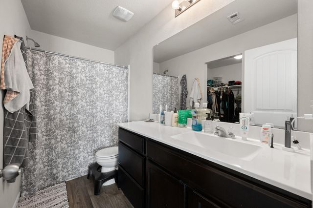 5721 Brampton LN, Austin, TX 78724