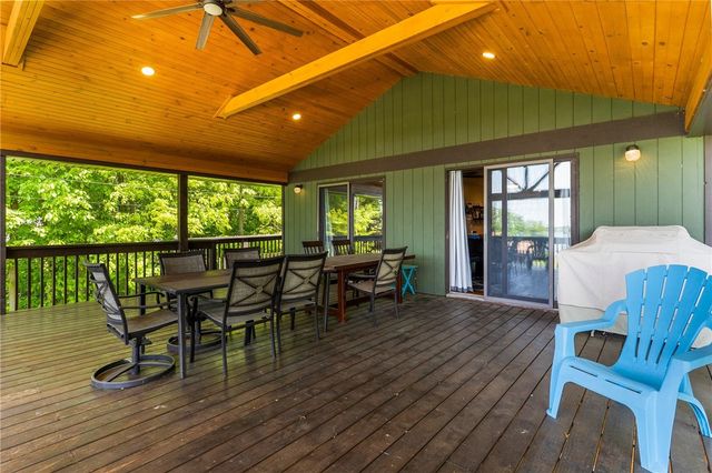 7832 Chase Dr, Jamestown, PA 16134