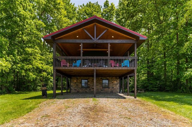 7832 Chase Dr, Jamestown, PA 16134