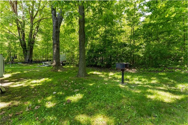 7832 Chase Dr, Jamestown, PA 16134