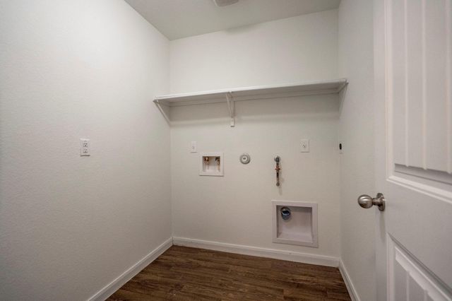 185 Rafe CT, Kyle, TX 78640