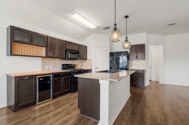 185 Rafe CT, Kyle, TX 78640