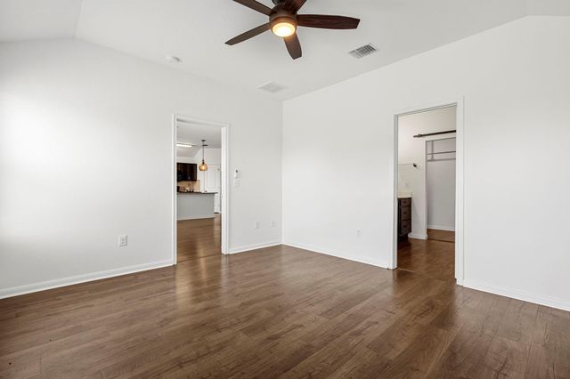 185 Rafe CT, Kyle, TX 78640