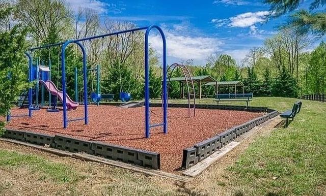 47 Swiper Dr, Smithville, TN 37166