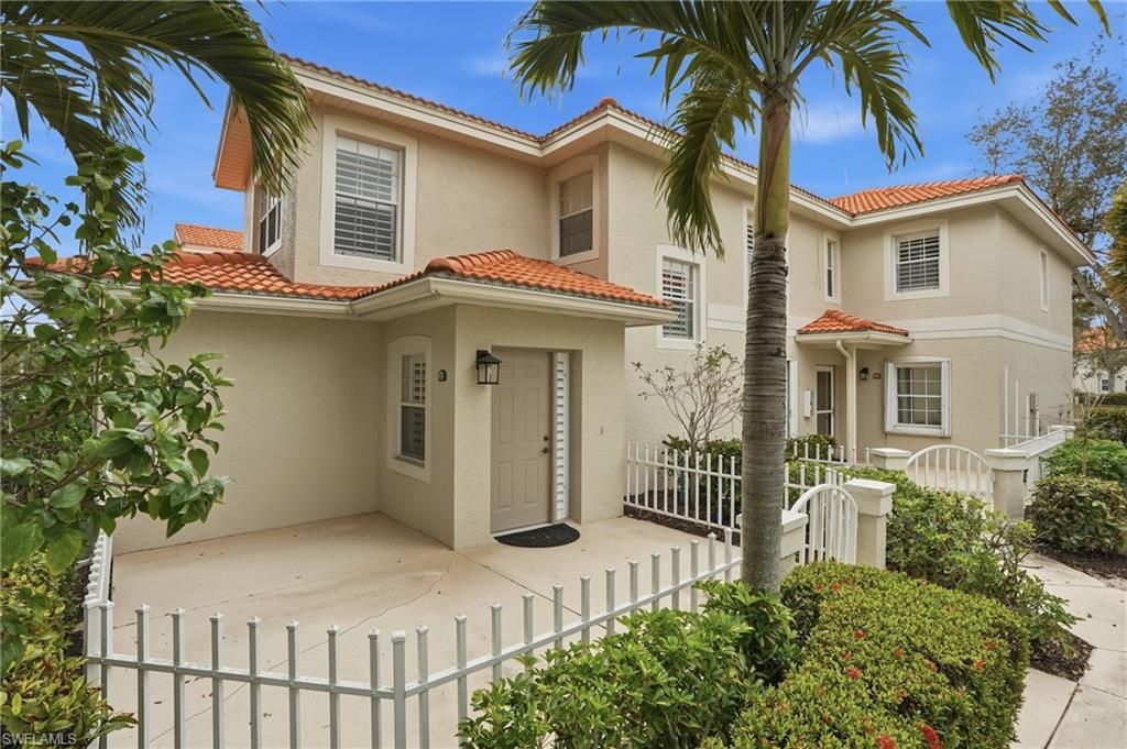 7680 Oleander Gate DR J202, NAPLES, FL 34109 — exterior