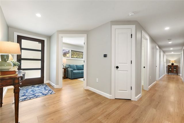 190 Canterbury, North Strabane, PA 15317