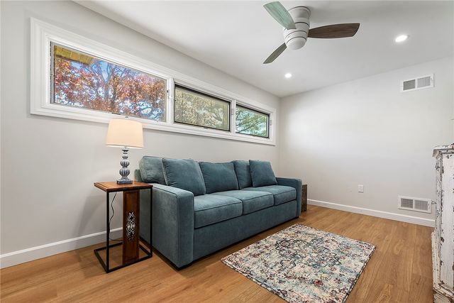 190 Canterbury, North Strabane, PA 15317