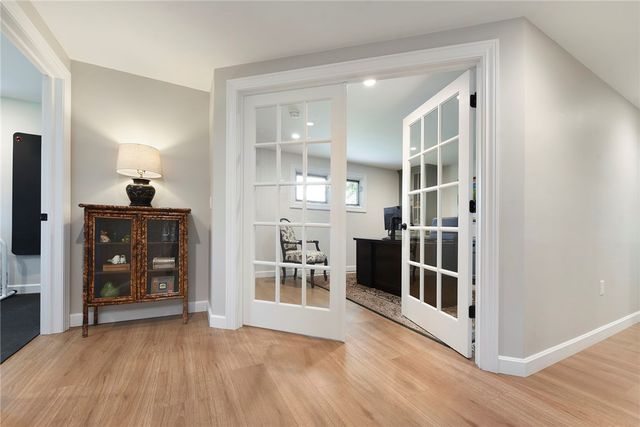 190 Canterbury, North Strabane, PA 15317