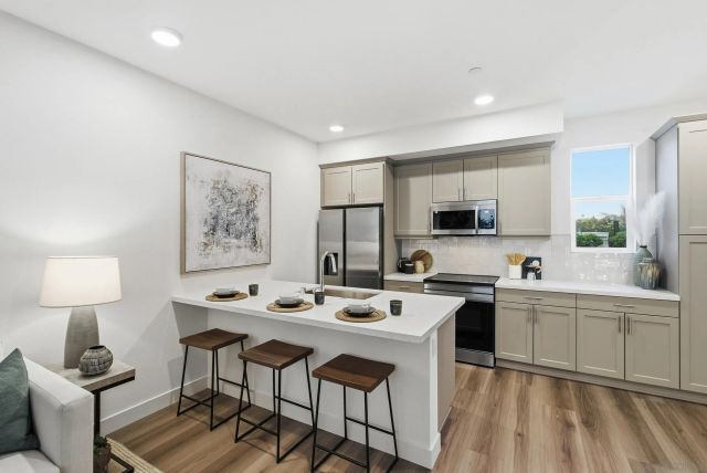 1001 32nd St 3, San Diego, CA 92102