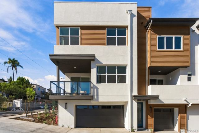 1001 32nd St 3, San Diego, CA 92102