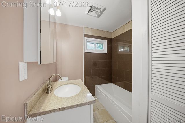 216 Aveline Street, Ypsilanti, MI 48197