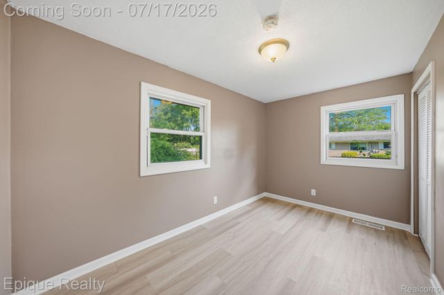 216 Aveline Street, Ypsilanti, MI 48197