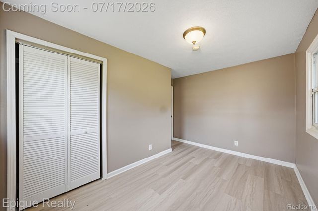 216 Aveline Street, Ypsilanti, MI 48197