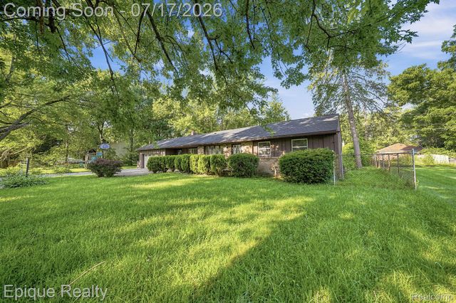 216 Aveline Street, Ypsilanti, MI 48197