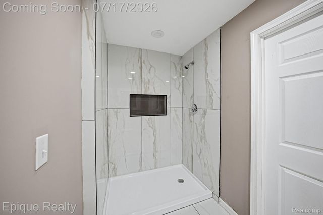 216 Aveline Street, Ypsilanti, MI 48197