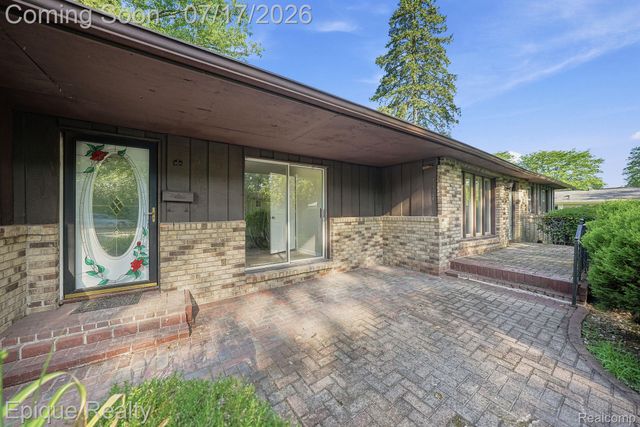 216 Aveline Street, Ypsilanti, MI 48197