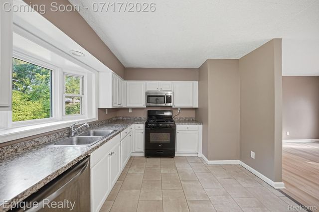 216 Aveline Street, Ypsilanti, MI 48197