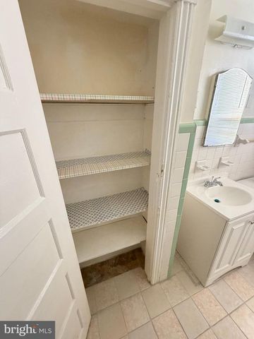 5515 3RD STREET N, Philadelphia, PA 19120