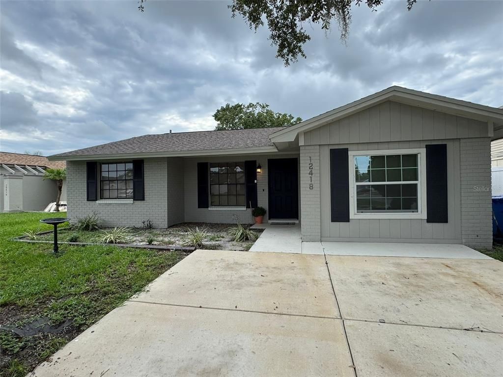 12418 QUEENSLAND LANE, Tampa, FL 33625
