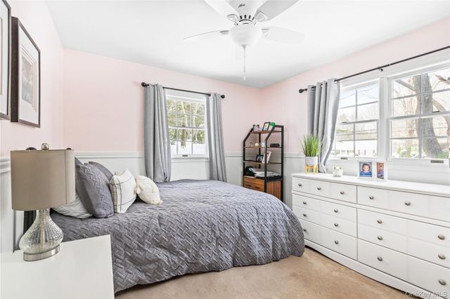 14 Bayside Avenue, Medford, NY 11763