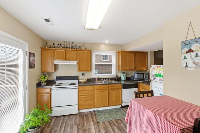 405-407 Maryrose Drive, Nicholasville, KY 40356