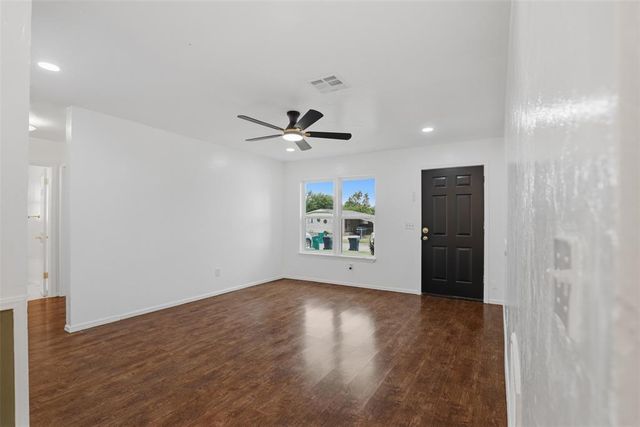6504 S Phillips Avenue, Oklahoma City, OK 73149