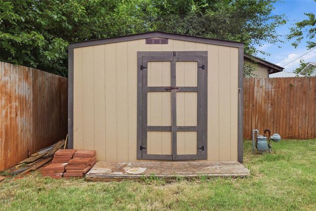 6504 S Phillips Avenue, Oklahoma City, OK 73149