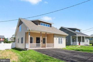 1019 CHAMBERS ST, Harrisburg, PA 17113