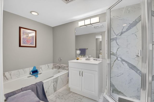 7369 Orangewood Lane 307, Boca Raton, FL 33433