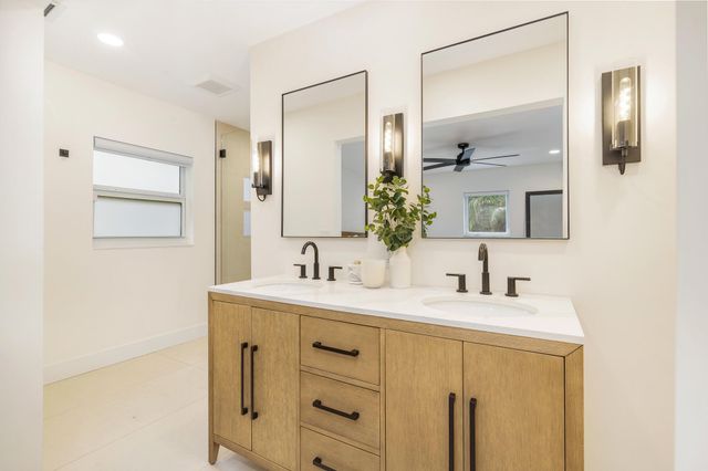 7521 Edgewater Circle, Lake Clarke Shores, FL 33406