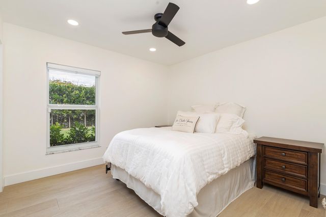 7521 Edgewater Circle, Lake Clarke Shores, FL 33406