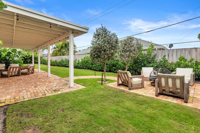 7521 Edgewater Circle, Lake Clarke Shores, FL 33406