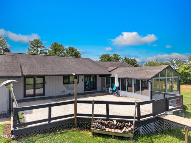 383 Cate Byrd Road, Kodak, TN 37764
