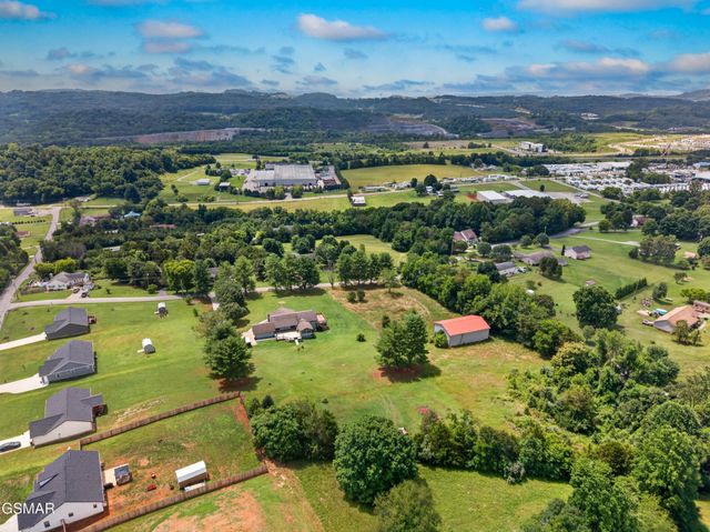 383 Cate Byrd Road, Kodak, TN 37764
