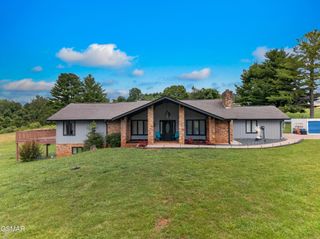383 Cate Byrd Road, Kodak, TN 37764