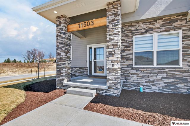 11503 S 115th Street, Papillion, NE 68046