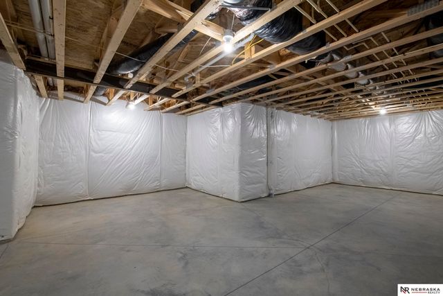 11503 S 115th Street, Papillion, NE 68046