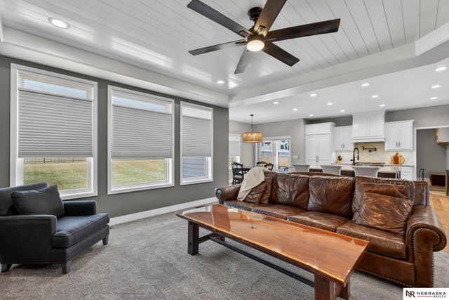 11503 S 115th Street, Papillion, NE 68046