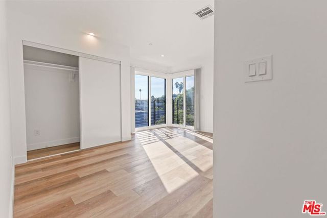 803 N Harvard Boulevard B, Los Angeles, CA 90029