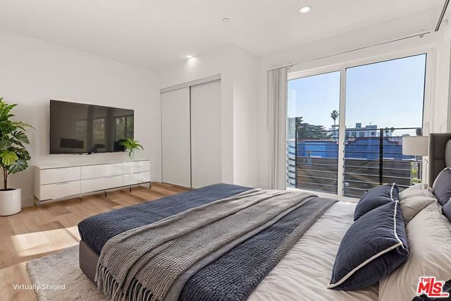 803 N Harvard Boulevard B, Los Angeles, CA 90029