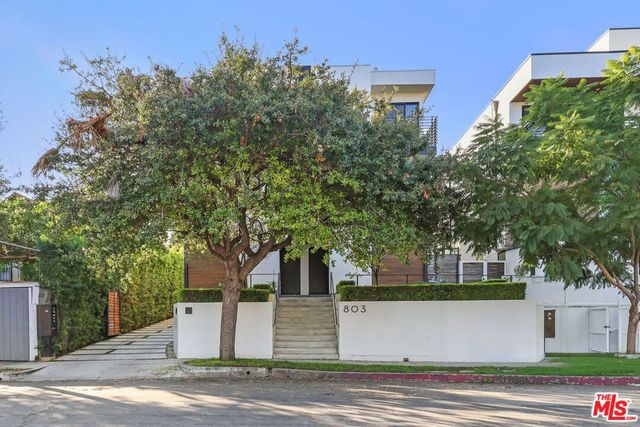803 N Harvard Boulevard B, Los Angeles, CA 90029