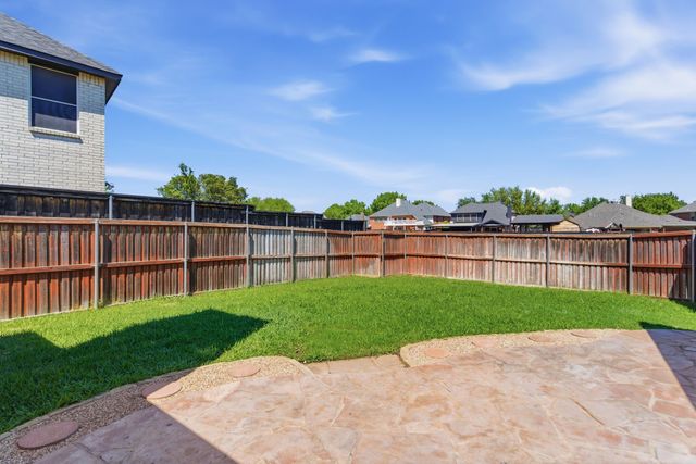 1343 Edmonton Drive, Lewisville, TX 75077